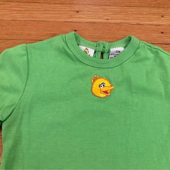 Sesame Street Big Bird Vintage Lime Green Short Sleeve Onesie NWT - Picture 3 of 5